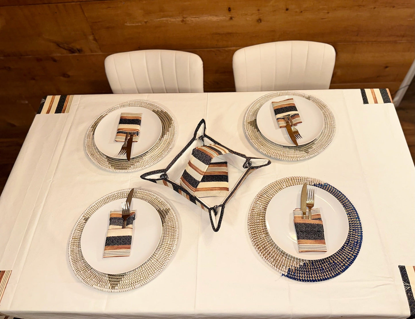 Nappe de table 04 - 14 pieces