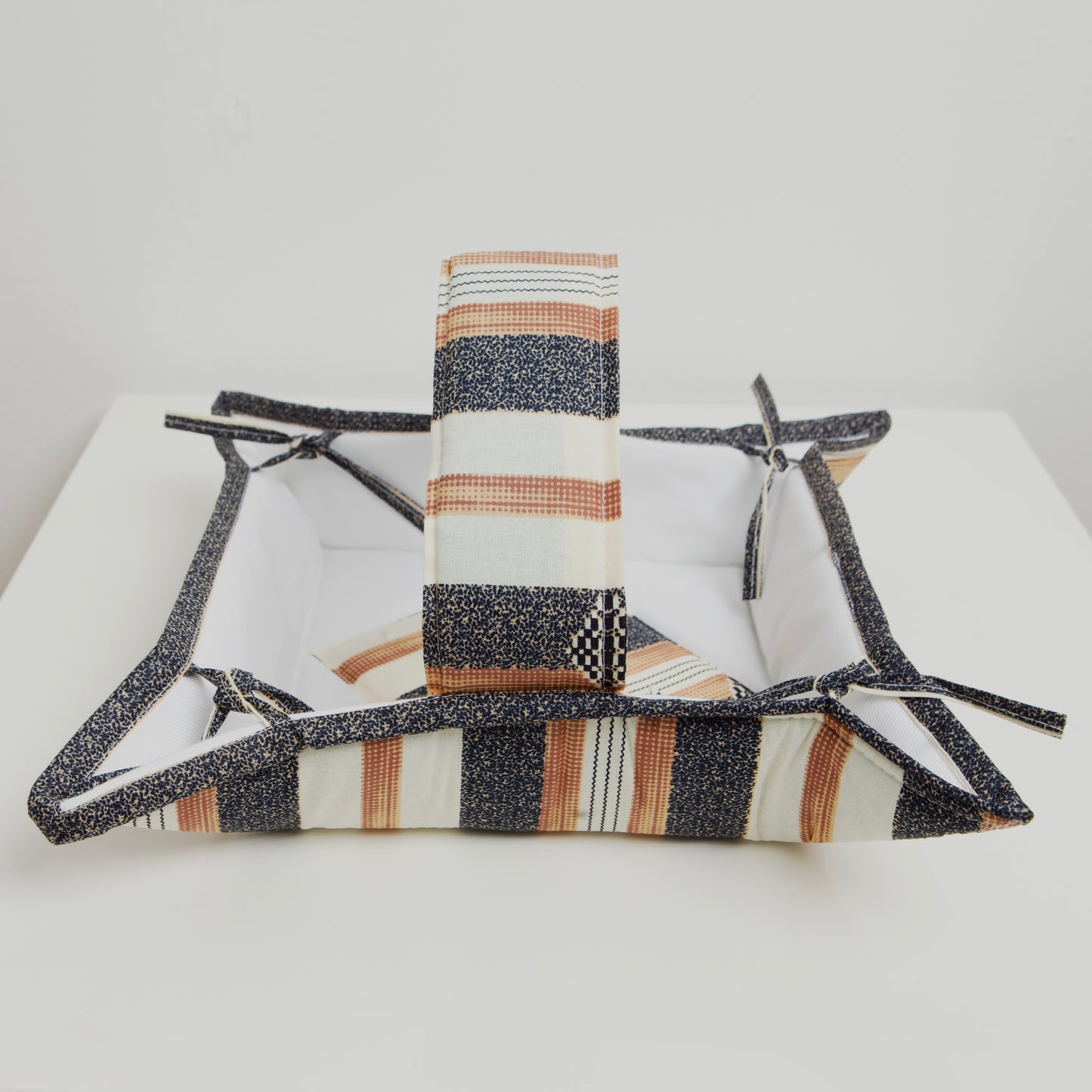Nappe de table 04 - 14 pieces